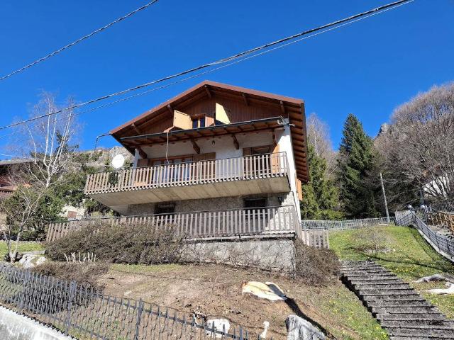 Villa in vendita a Castione della Presolana BG