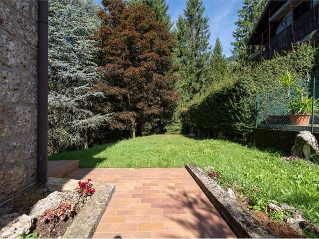 Villa in vendita a Castione della Presolana BG