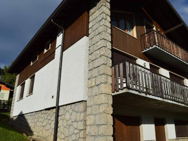 Villa in vendita a Castione della Presolana BG