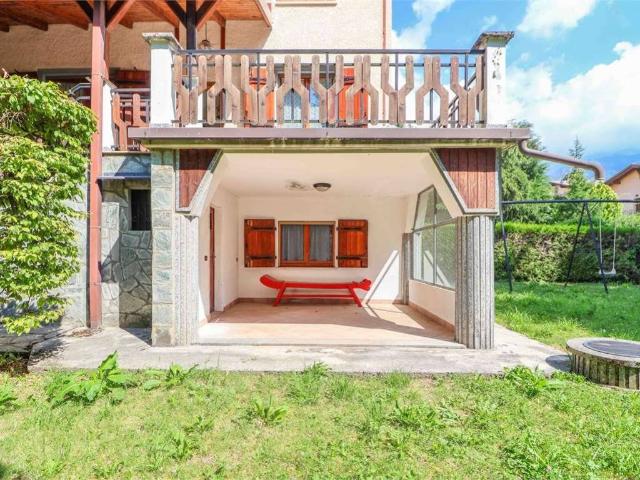 Villa in vendita a Castione della Presolana BG