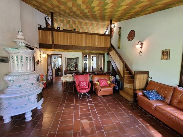 Villa in vendita a Castione della Presolana BG
