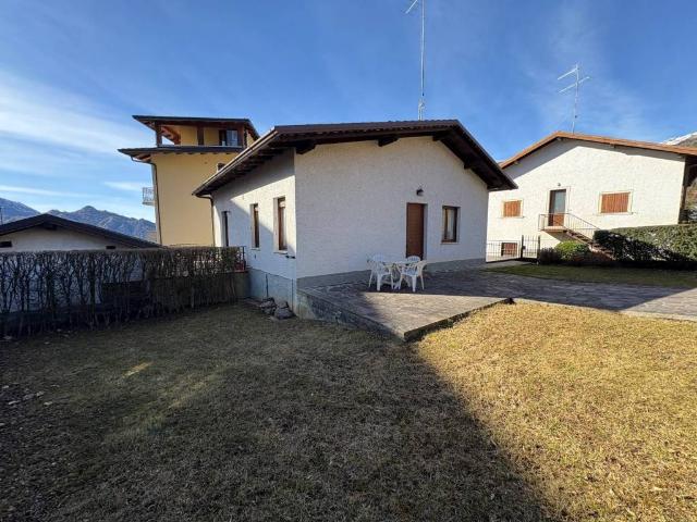 Casa indipendente in vendita a Castione della Presolana BG