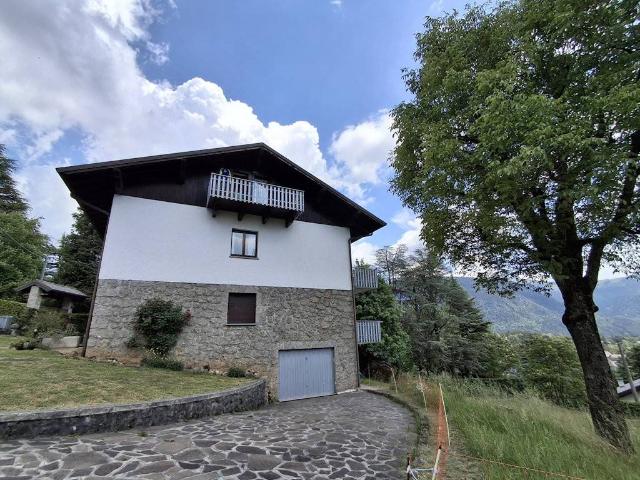 Villa in vendita a Castione della Presolana BG