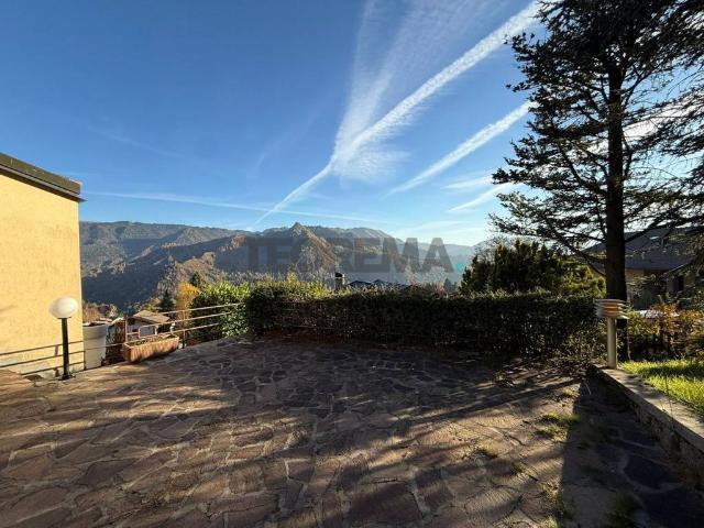 Villa in vendita a Castione della Presolana BG