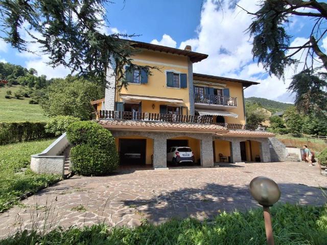 Villa in vendita a Castione della Presolana BG