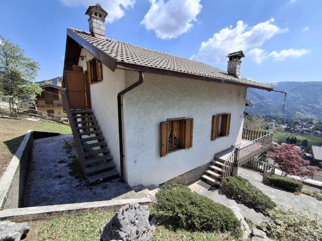 Villa in vendita a Castione della Presolana BG