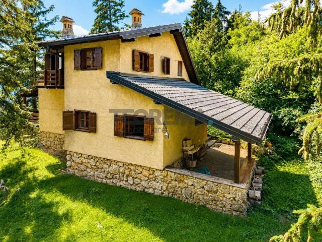 Villa in vendita a Castione della Presolana BG