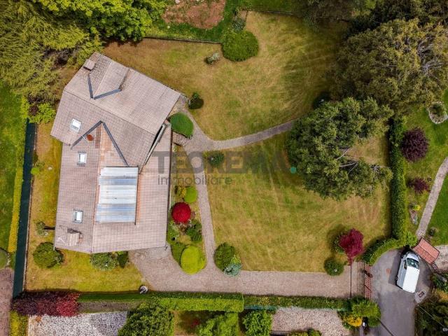 Villa in vendita a Castione della Presolana BG