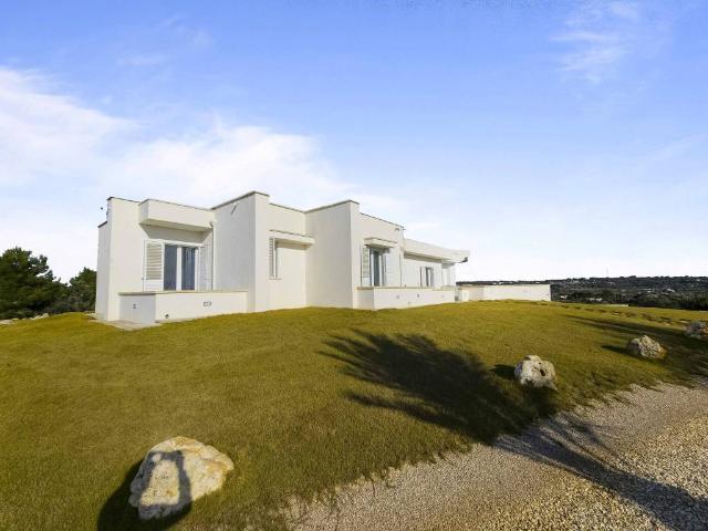 Villa in vendita a Castrignano del Capo LE