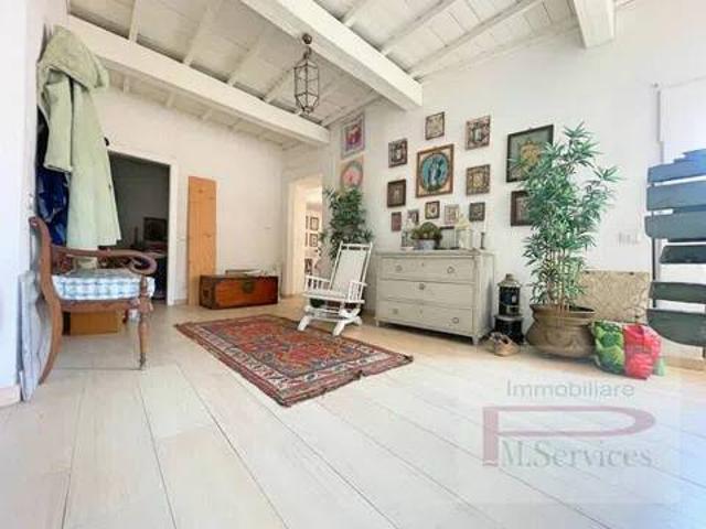 Villa in vendita a Castro dei Volsci FR