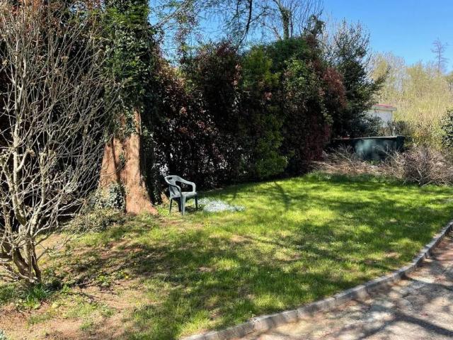 Villa in vendita a Castronno VA