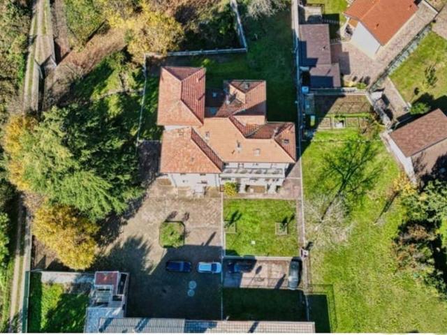 Villa in vendita a Castronno VA