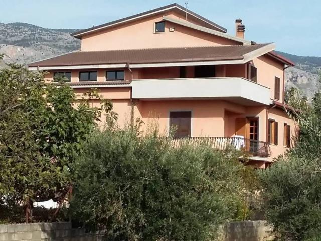 Villa in vendita a Castrovillari CS
