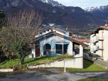 Villa in vendita a Ceto BS
