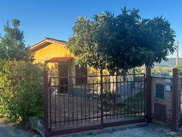 Villa in vendita a Cetona SI