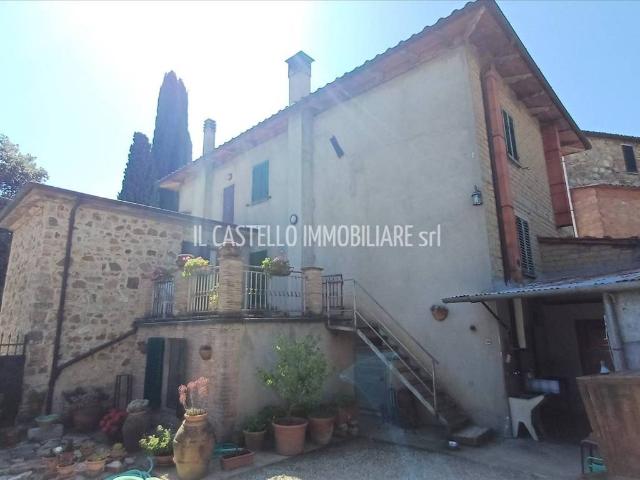 Villa in vendita a Cetona SI