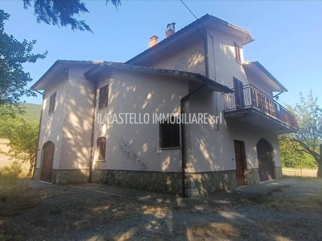 Villa in vendita a Cetona SI
