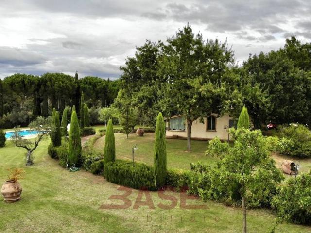 Villa in vendita a Cecina LI