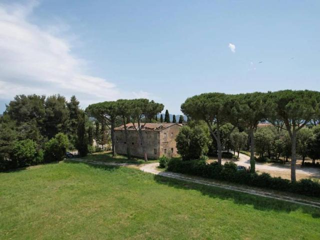 Villa in vendita a Cecina LI