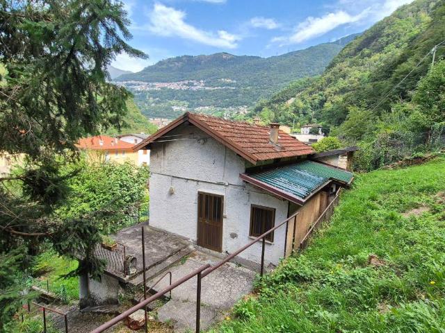 Villa in vendita a Cedegolo BS