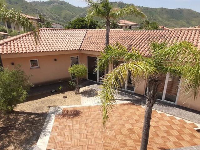 Villa in vendita a Cefalù, Mazzaforno