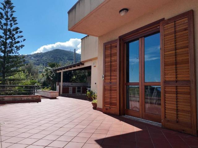 Villa in vendita a Cefalù PA