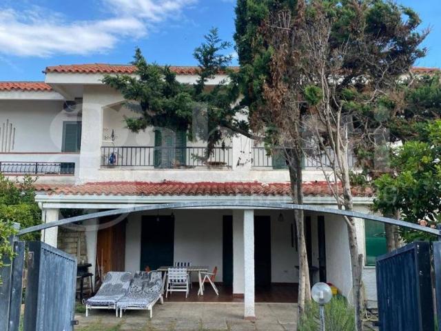 Villa in vendita a Cellole CE