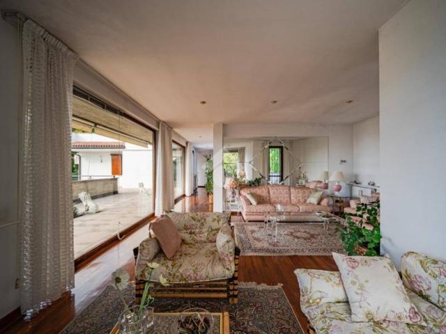 Villa in vendita a Cellatica BS