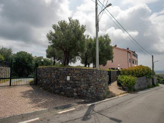 Villa in vendita a Celle Ligure SV