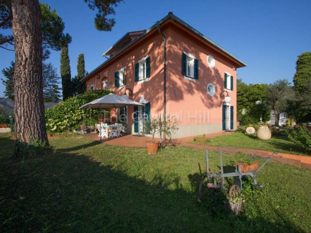 Villa in vendita a Celle Ligure SV