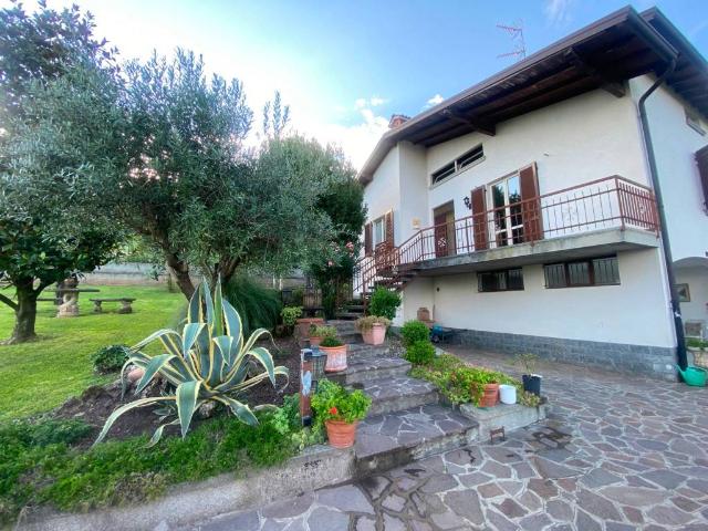 Villa in vendita a Cenate Sotto BG