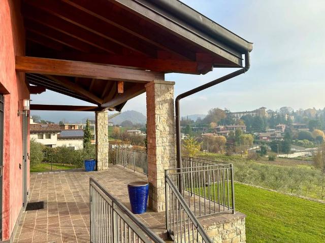 Villa in vendita a Cenate Sotto BG