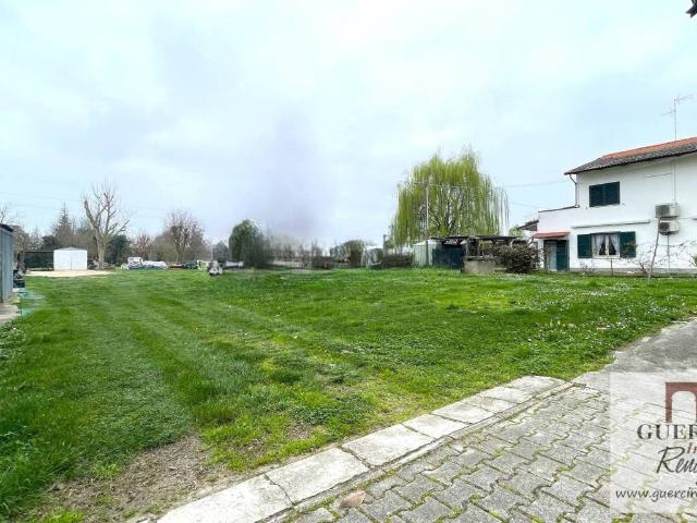 Villa in vendita a Cento FE