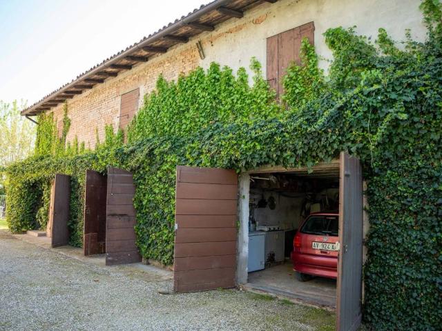 Villa in vendita a Cento FE