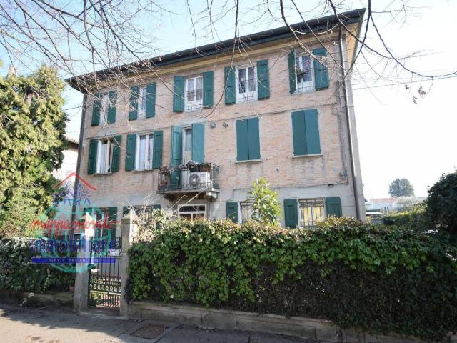 Villa in vendita a Cento FE