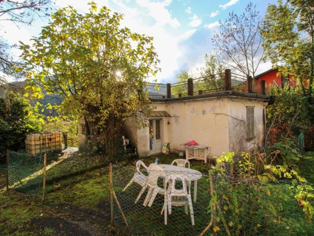 Villa in vendita a Centro Valle Intelvi CO