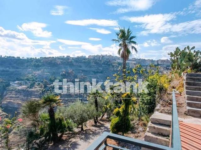 Villa in vendita a Centuripe EN