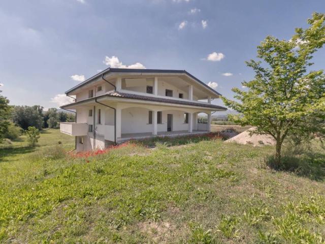 Villa in vendita a Cepagatti PE