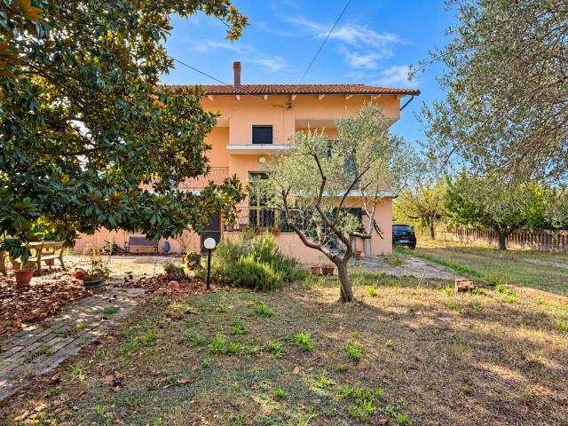 Villa in vendita a Cepagatti PE