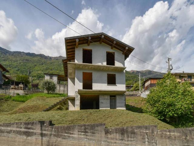 Villa in vendita a Cercino SO
