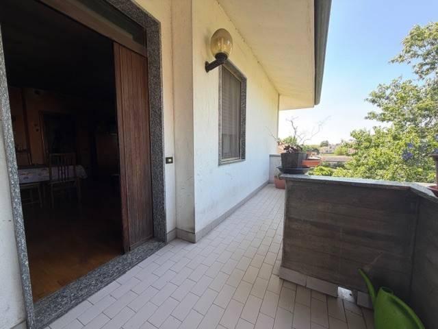 Villa in vendita a Cerano NO