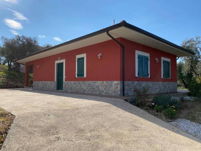Villa in vendita a Ceraso SA