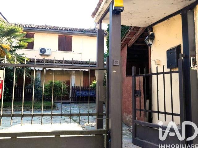 Villa in vendita a Cergnago PV