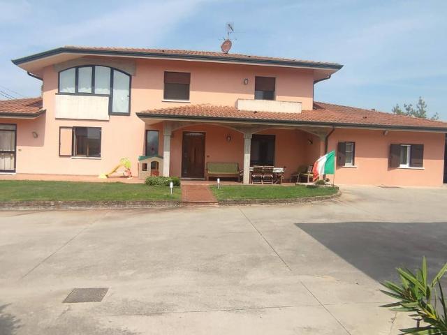 Villa in vendita a Cerea VR