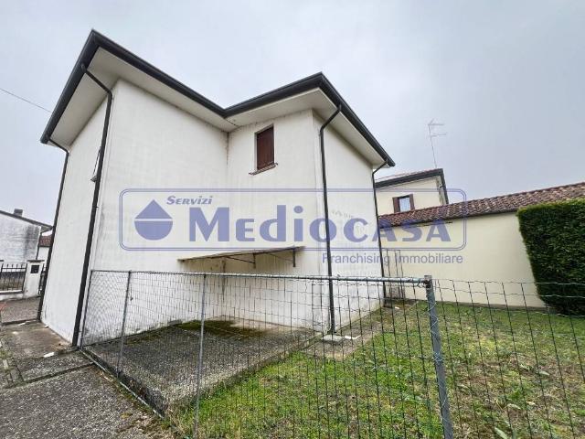 Villa in vendita a Ceregnano RO