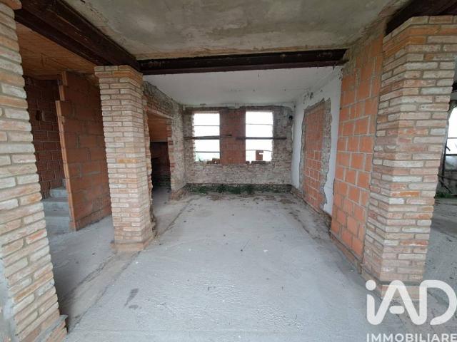 Villa in vendita a Ceregnano RO