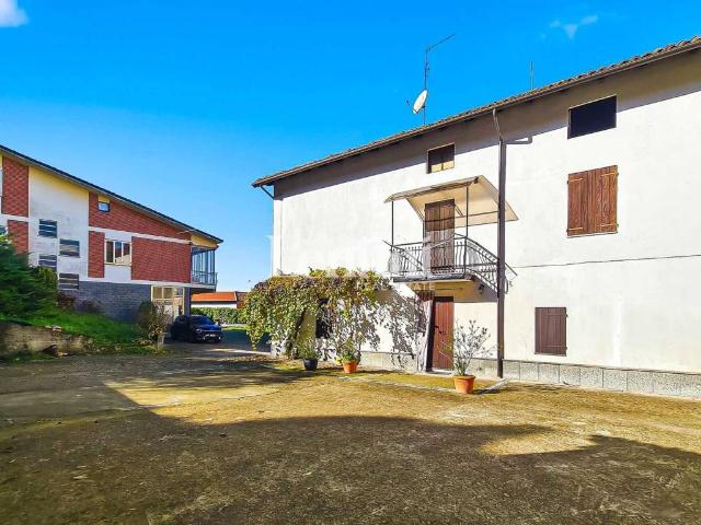 Villa in vendita a Cereseto AL