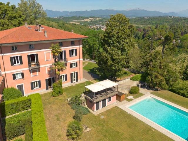 Villa in vendita a Cermenate CO