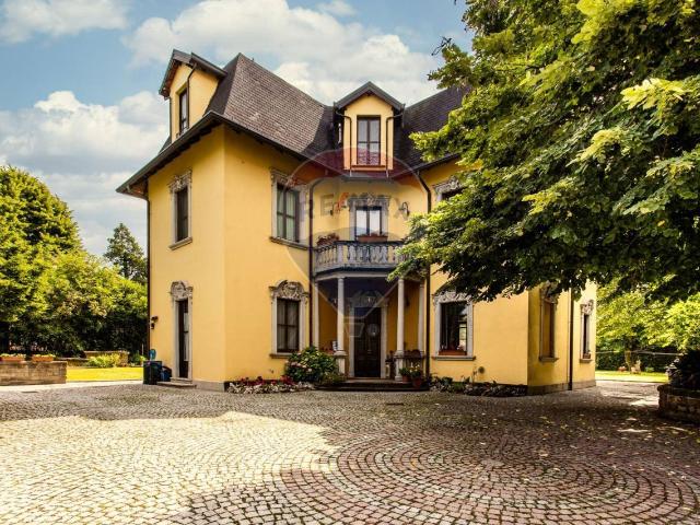 Villa in vendita a Cernusco Lombardone