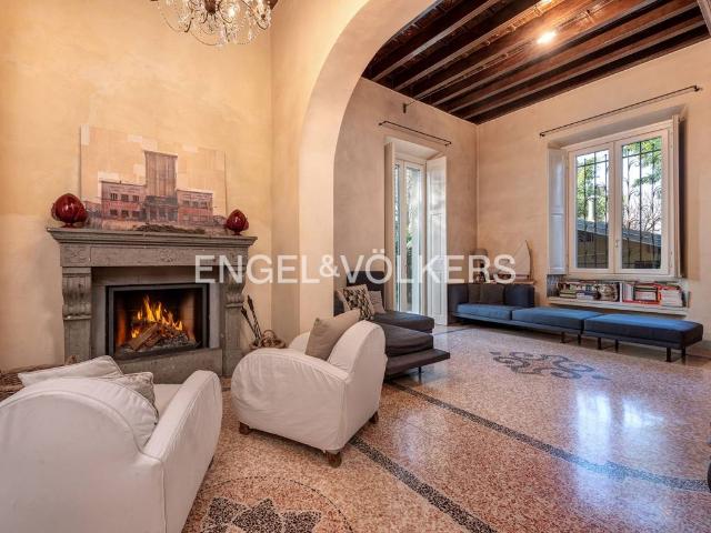 Villa in vendita a Cernusco Lombardone LC